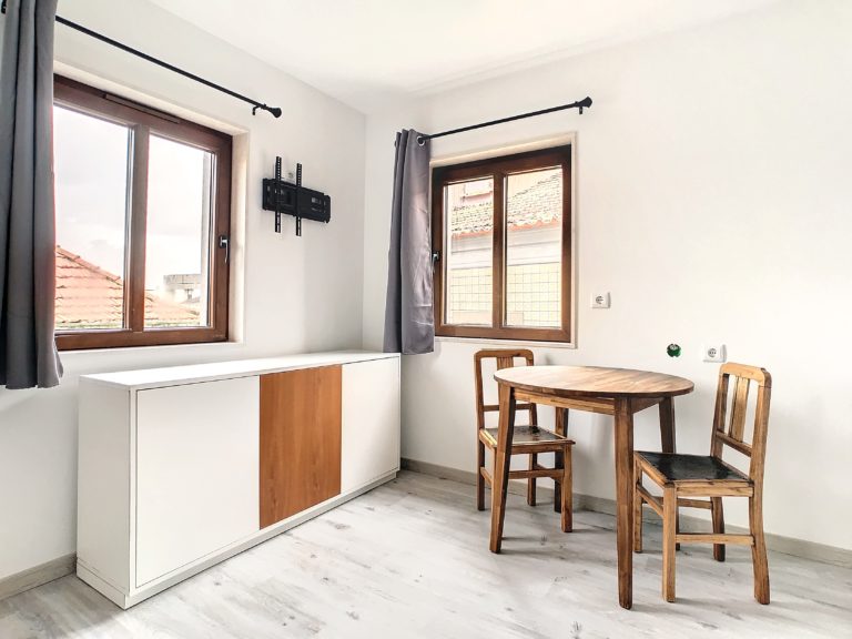 Ovarinhassala5-1704885289_1704886503_86548_c02774c